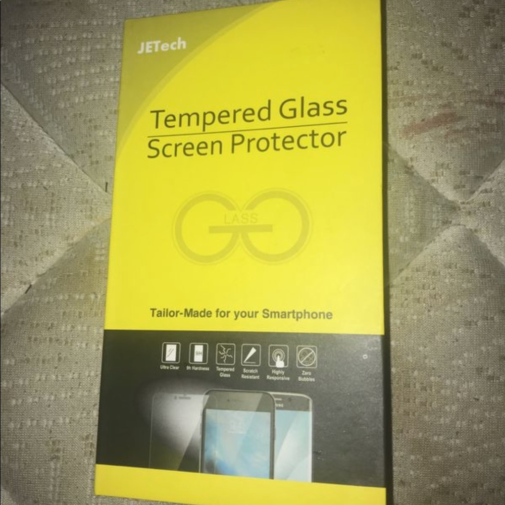 iPhone 7 tempered glass protector